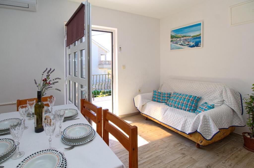 Apartment Zrno Makarska Extérieur photo